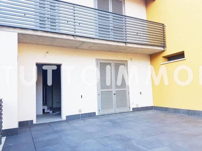 NUOVA VILLETTA SINGOLA IN CLASSE A Albino