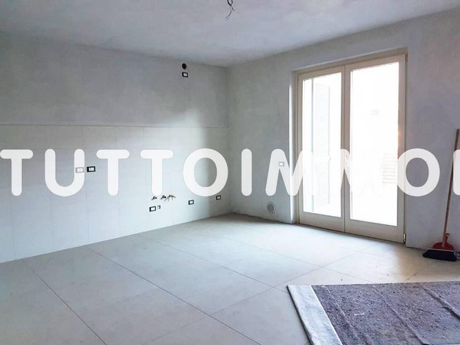 NUOVA VILLETTA SINGOLA IN CLASSE A Albino