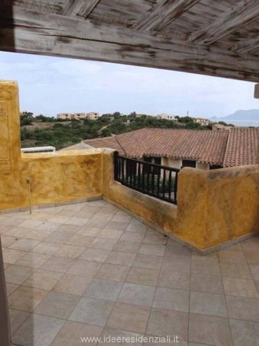 Appartamento attico trilocale con vista mare 