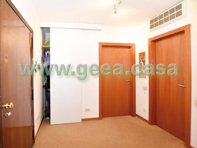 Quadrilocale silenzioso zona Isola Milano