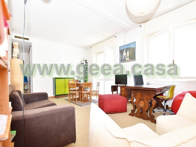 Quadrilocale silenzioso zona Isola Milano