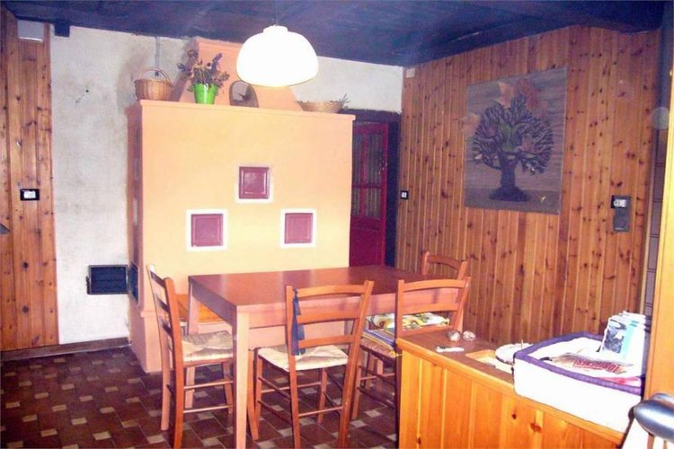 CAPIZZONE - Porzione Centrale di Casa Capizzone