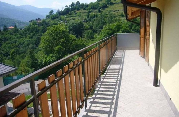 TRILOCALE in villa quadrifamiliare Capizzone