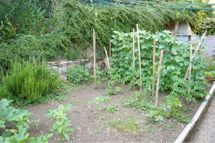 Indipendente, arredato, giardino privato Rota d'Imagna