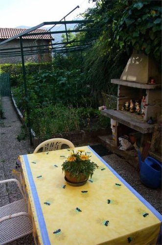 Indipendente, arredato, giardino privato Rota d'Imagna