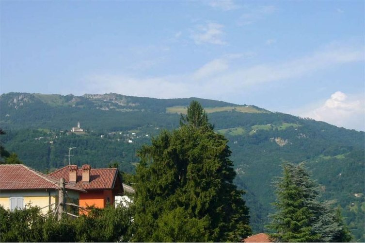 Indipendente, arredato, giardino privato Rota d'Imagna