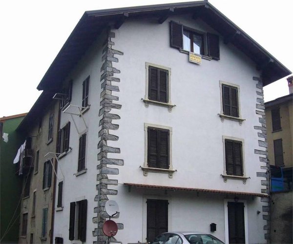 Casa indipendente Sant'Omobono Terme