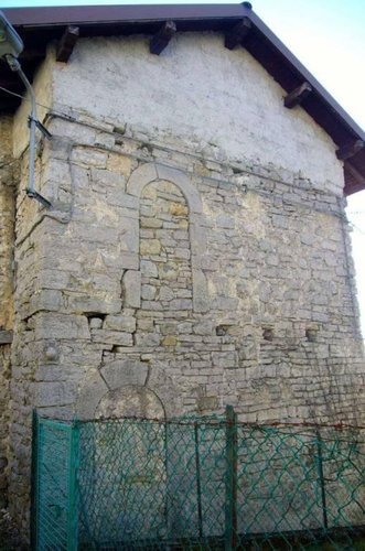 RUSTICO da ristrutturare Locatello