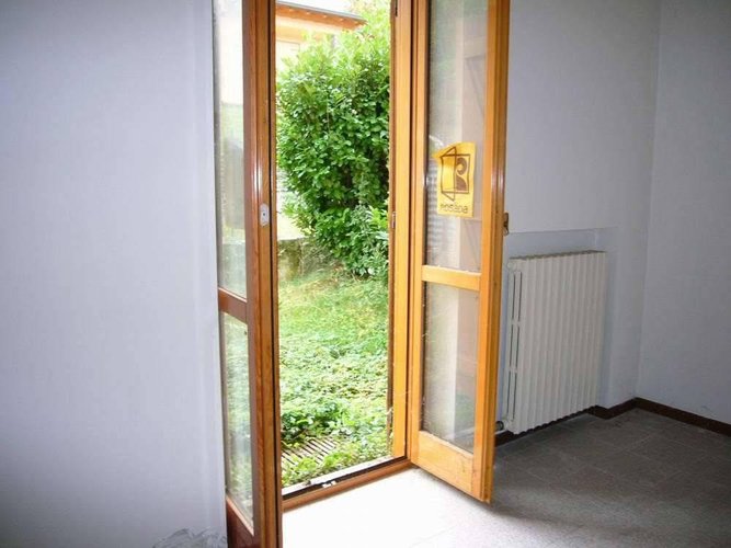 Con giardinetto privato e Box Corna Imagna