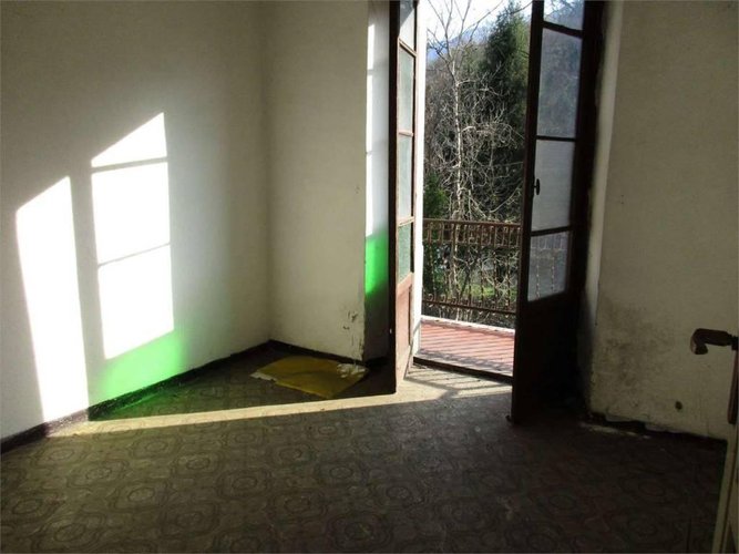 Casa indipendente Sant'Omobono Terme