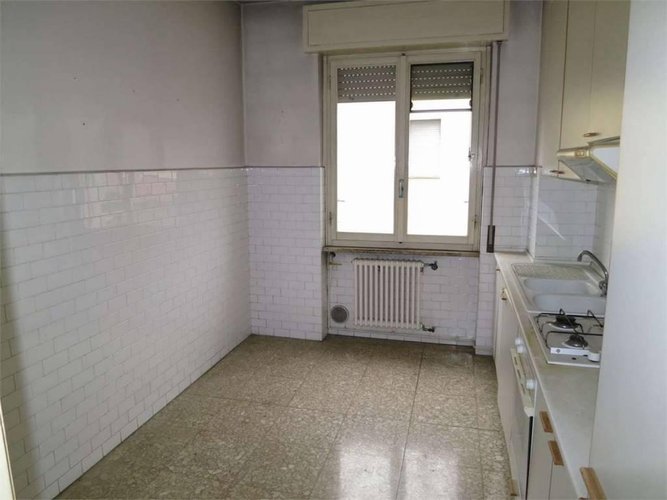 TRILOCALE ultimo piano - interni da ristrutturare Bergamo