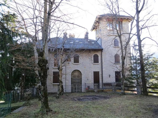 Edificio storico, stile liberty Rota d'Imagna