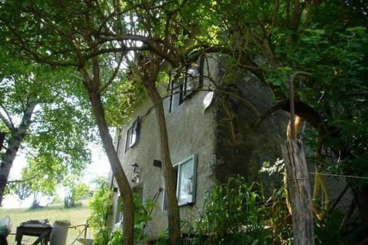 Completamente indipendente Brumano