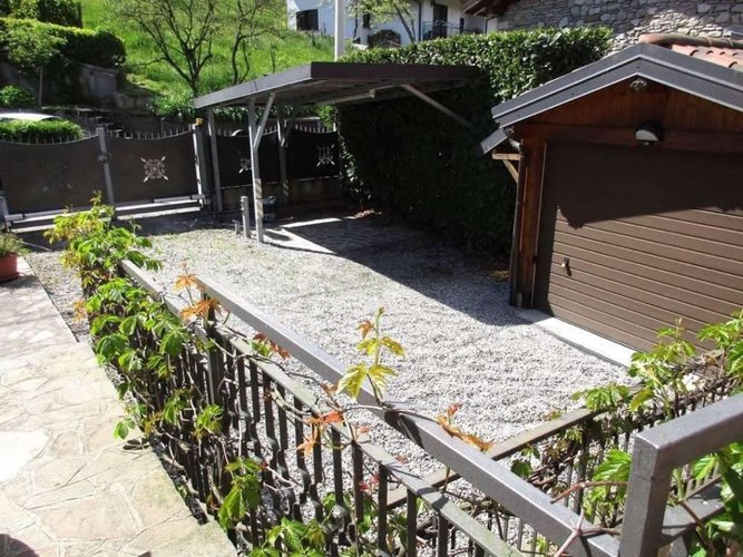 PORZIONE DI CASA indipendente con giardino privato Capizzone