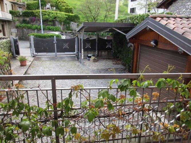 PORZIONE DI CASA indipendente con giardino privato Capizzone