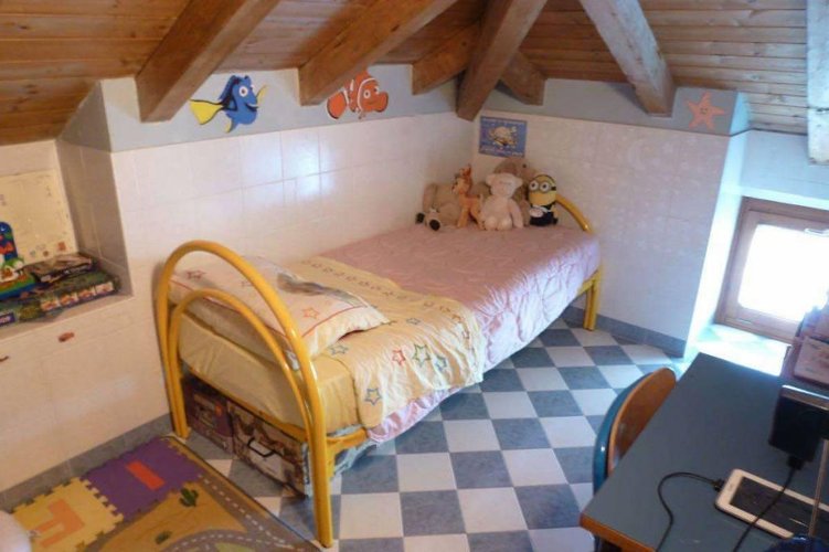 BILOCALE in duplex, all'ultimo piano Valbrembo