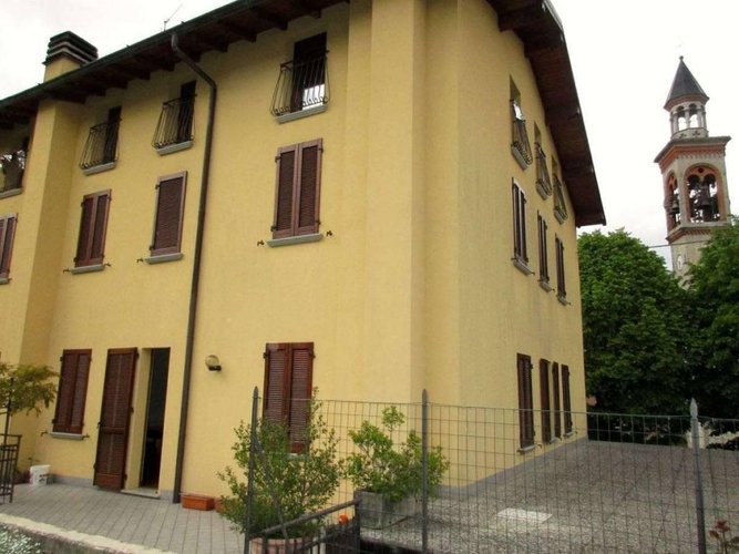 Stabile Sant'Omobono Terme