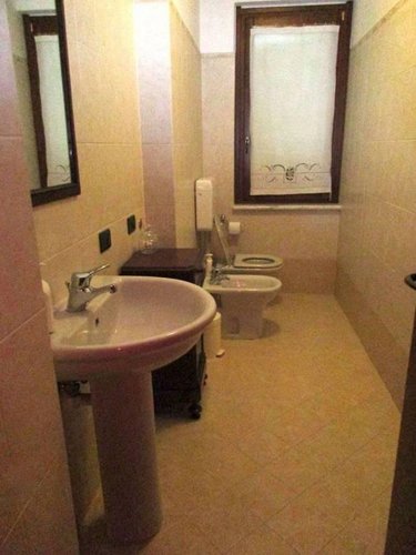 Stabile Sant'Omobono Terme