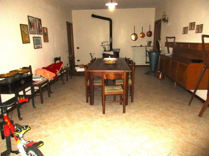 Stabile Sant'Omobono Terme