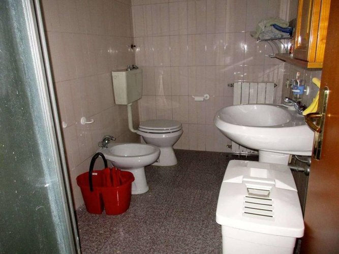 BILOCALE all'ultimo piano Berbenno