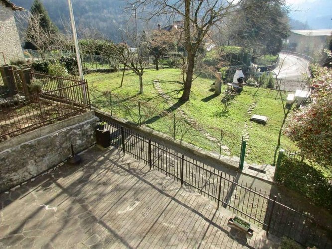 PORZIONE DI CASA STORICA ristrutturata Berbenno