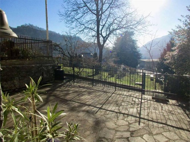 PORZIONE DI CASA STORICA ristrutturata Berbenno