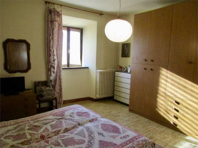 PORZIONE DI CASA STORICA ristrutturata Berbenno