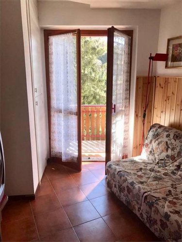 Monolocale con box e cantina Foppolo