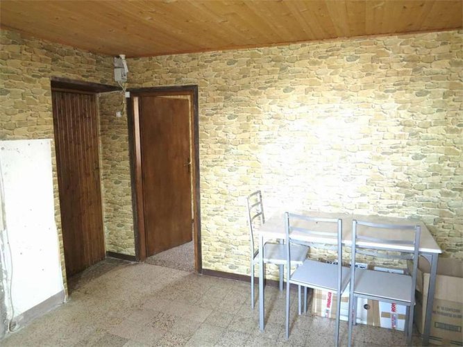 BERBENNO Mono / bilocale ultimo piano da ristrutt. Berbenno