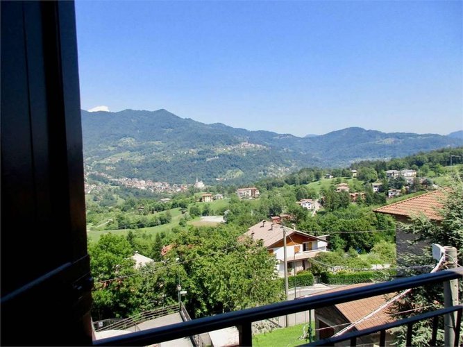 Bilocale indipendente su 2 livelli Rota d'Imagna