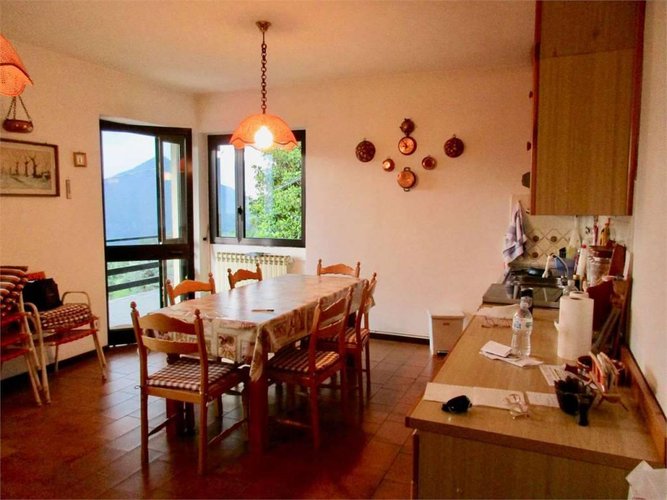 Bilocale con studiolo, giardino, posto auto Bedulita