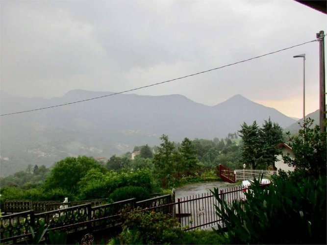 Bilocale con studiolo, giardino, posto auto Bedulita