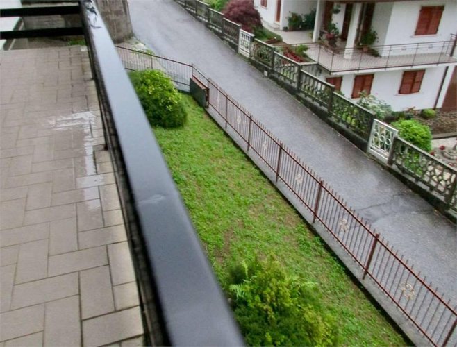 Bilocale con studiolo, giardino, posto auto Bedulita