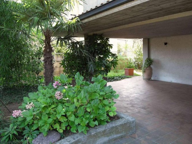 CASA SINGOLA - ideale per 2 famiglie Paladina