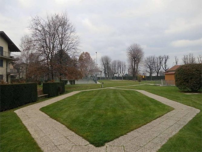 VILLA BIFAMILAIRE immersa in parco Brembate di Sopra