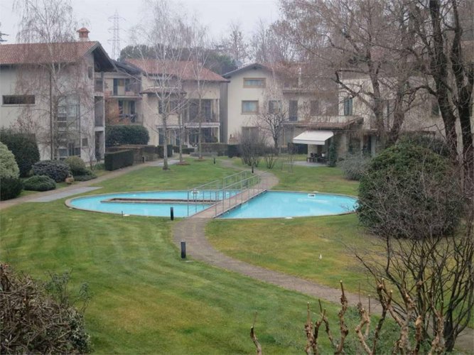 VILLA BIFAMILAIRE immersa in parco Brembate di Sopra
