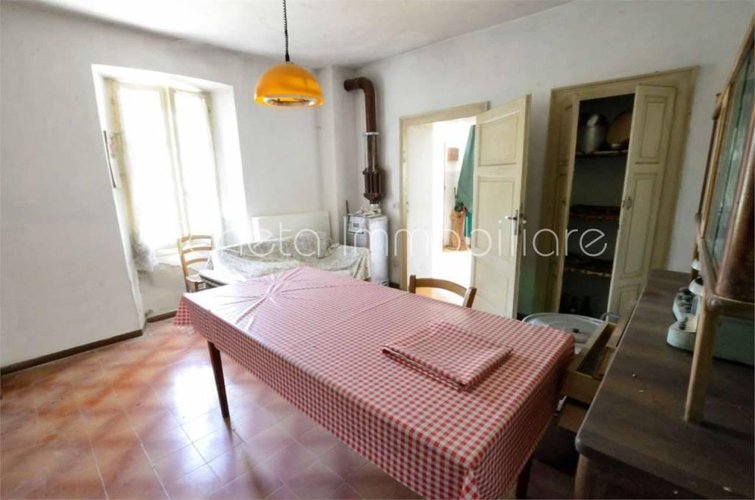 CASA SINGOLA - RUSTICO con giardino privato Costa Serina