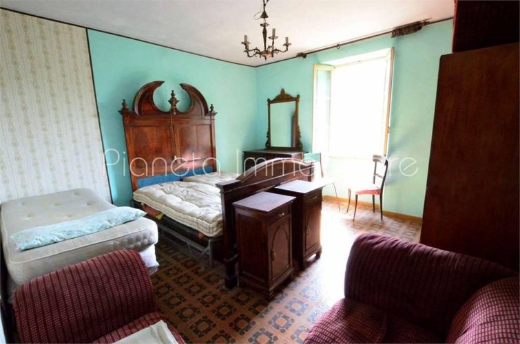 CASA SINGOLA - RUSTICO con giardino privato Costa Serina