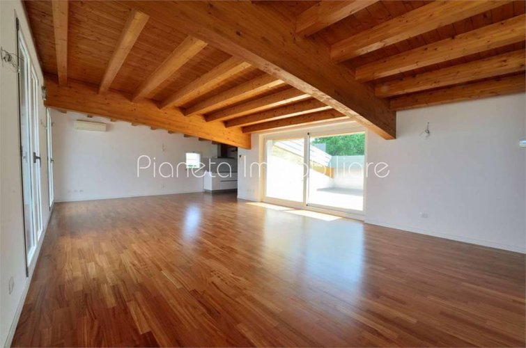 QUADRILOCALE - ATTICO con TERRAZZI VIVIBILI Bergamo