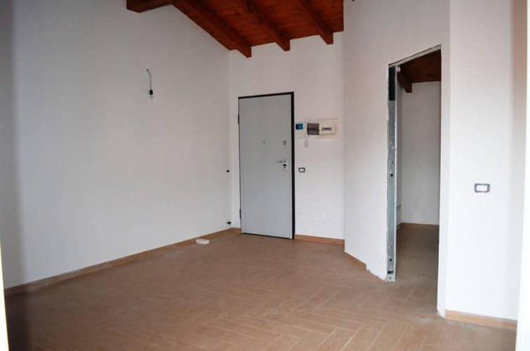 Sesto Calende  Trilocale/mansarda di nuova costruzione Sesto calende