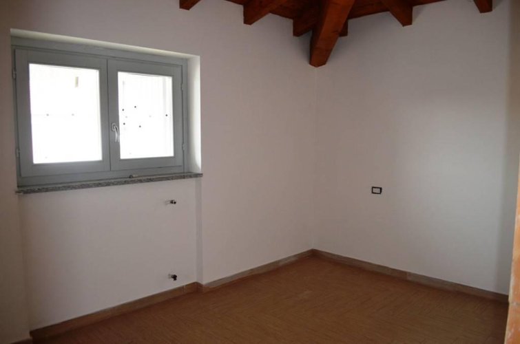 Sesto Calende  Trilocale/mansarda di nuova costruzione Sesto calende