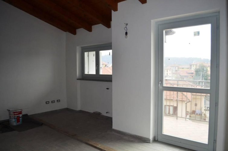 Sesto Calende  Trilocale/mansarda di nuova costruzione Sesto calende