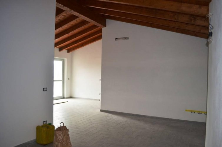 Sesto Calende  Trilocale/mansarda di nuova costruzione Sesto calende