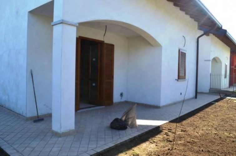 Agrate Conturbia (NO) - Ville trifamiliari con vista panoramica Agrate Conturbia