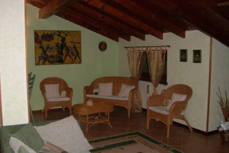 Varallo Pombia (NO)  Appartamento su due livelli Varallo Pombia