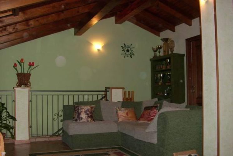 Varallo Pombia (NO)  Appartamento su due livelli Varallo Pombia