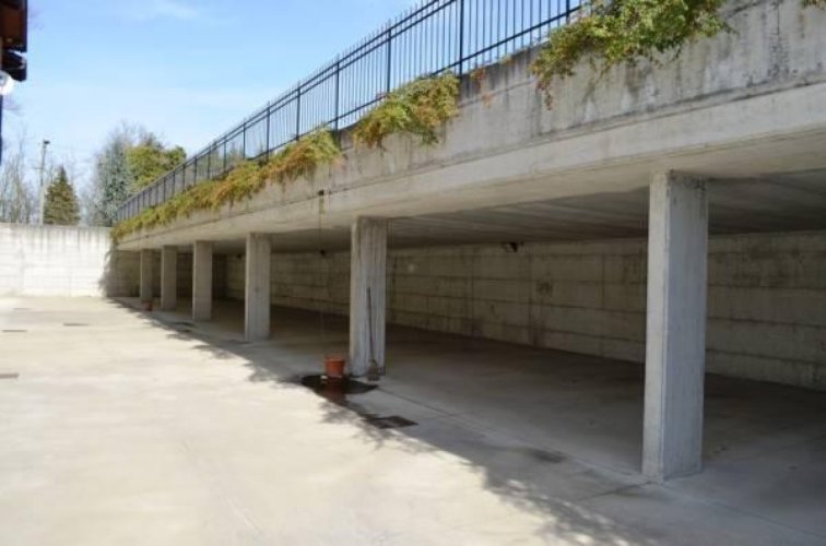 Vendita negozi Vizzona Ticino Vizzola ticino