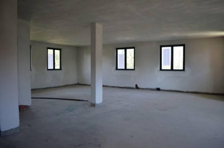 Vendita negozi Vizzona Ticino Vizzola ticino