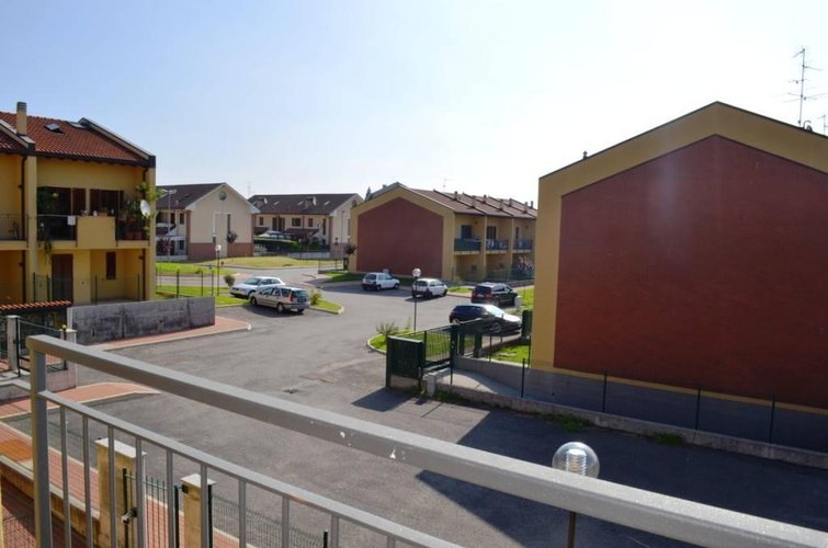 Varallo Pombia (NO)  Appartamento trilocale duplex Varallo Pombia