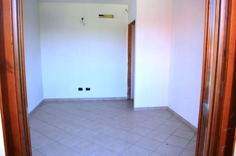 Varallo Pombia (NO)  Appartamento trilocale duplex Varallo Pombia